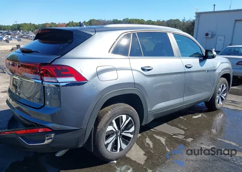 2025 Volkswagen Atlas Cross Sport 2.0T Se z USA, uszkodzony, nr VIN 1V2LE2CA8SC207542